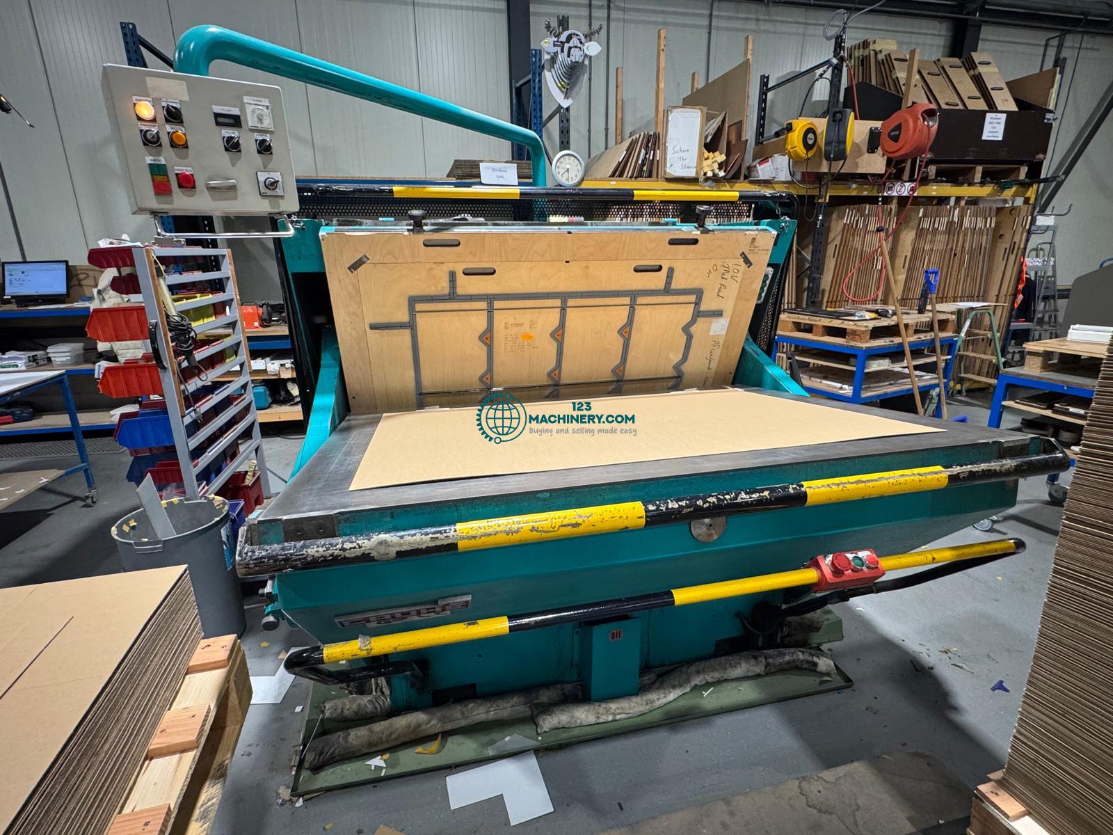 Cauhe IVA 120x160 Die Cutting Press